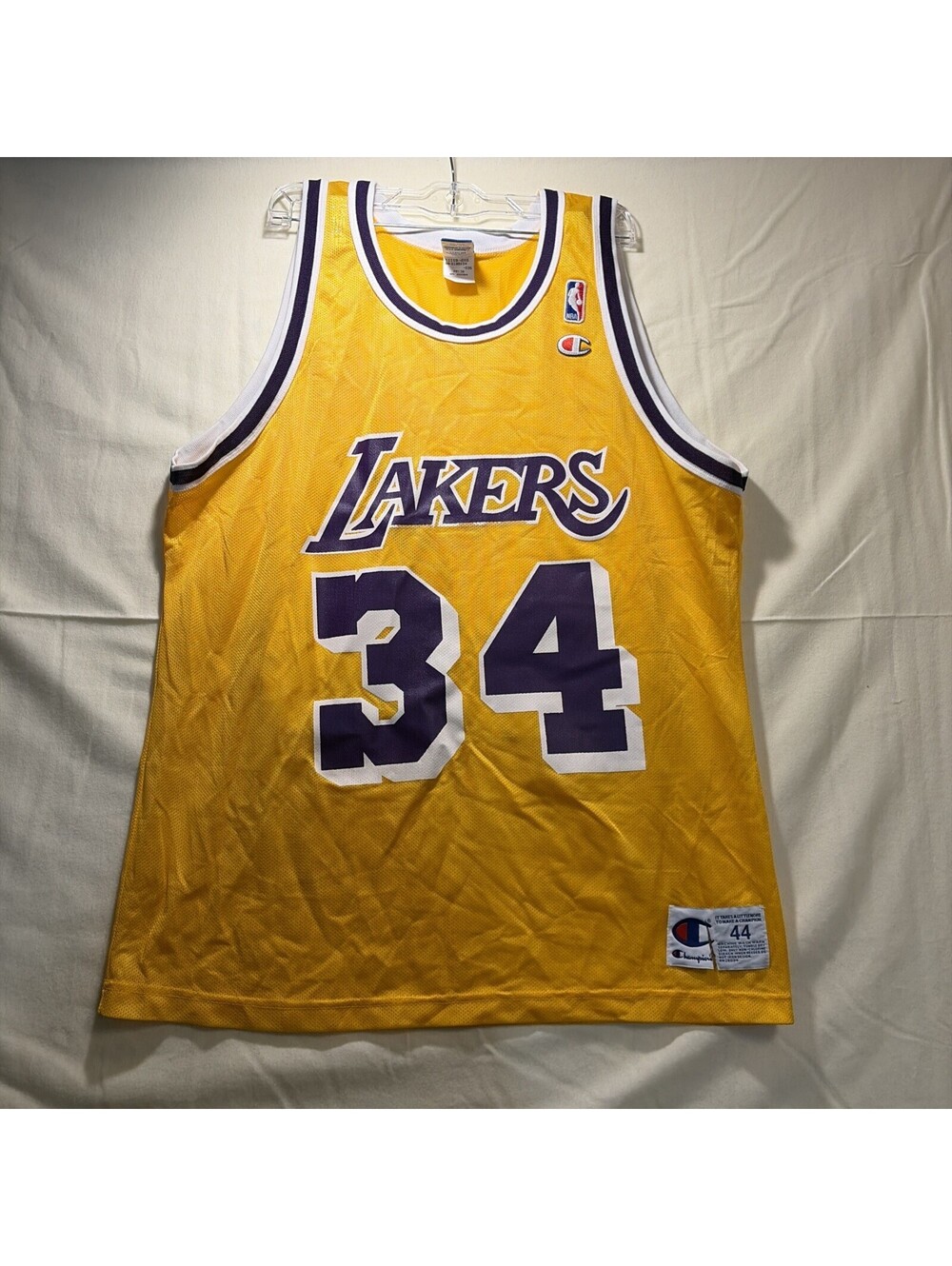 Vintage Los Angeles Lakers 1990s Shaq Jersey Champion Menโs Size 44 Yellow 90s
